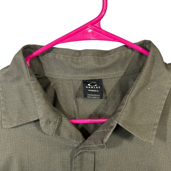 Oakley Men's M Performance Fit Button Up Shirt Rip Stop Quick Dry EUC - Picture 3 of 11